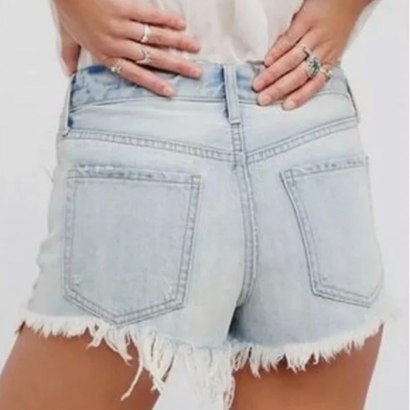 FREE PEOPLE CROCHET JEAN SHORTS - Picture 9 of 9